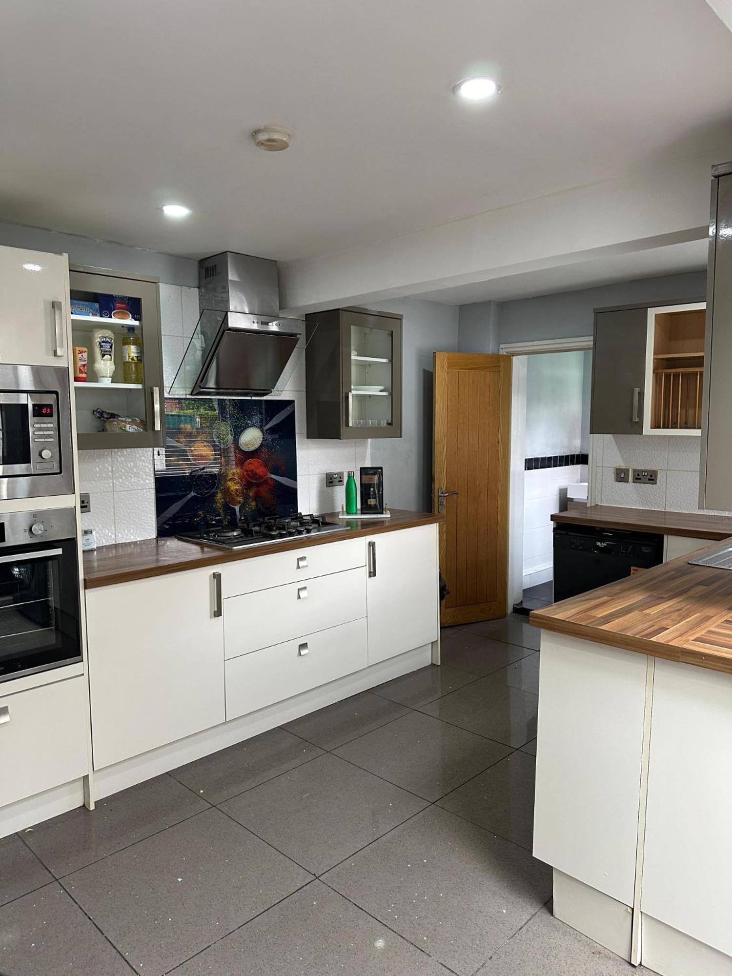 Budget With Private Bathroom Homestay Manchester