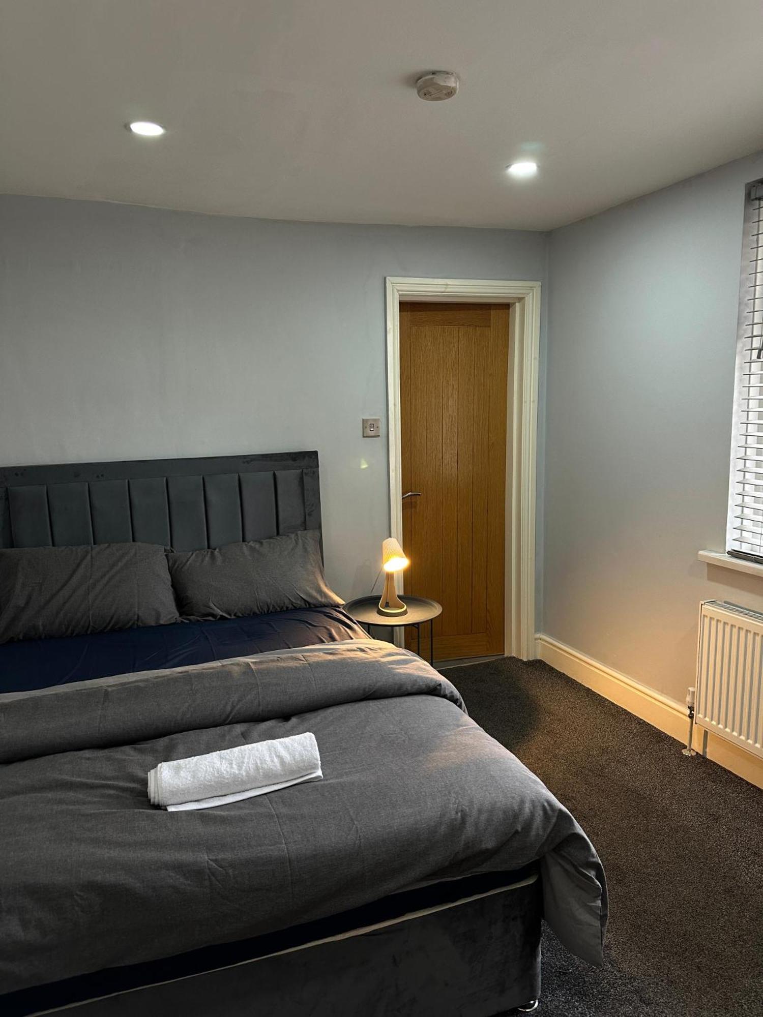 Budget With Private Bathroom Manchester